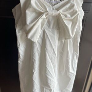 Elegant White Dress with Bow Detail